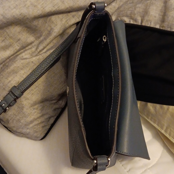 Handbag - Picture 4 of 15